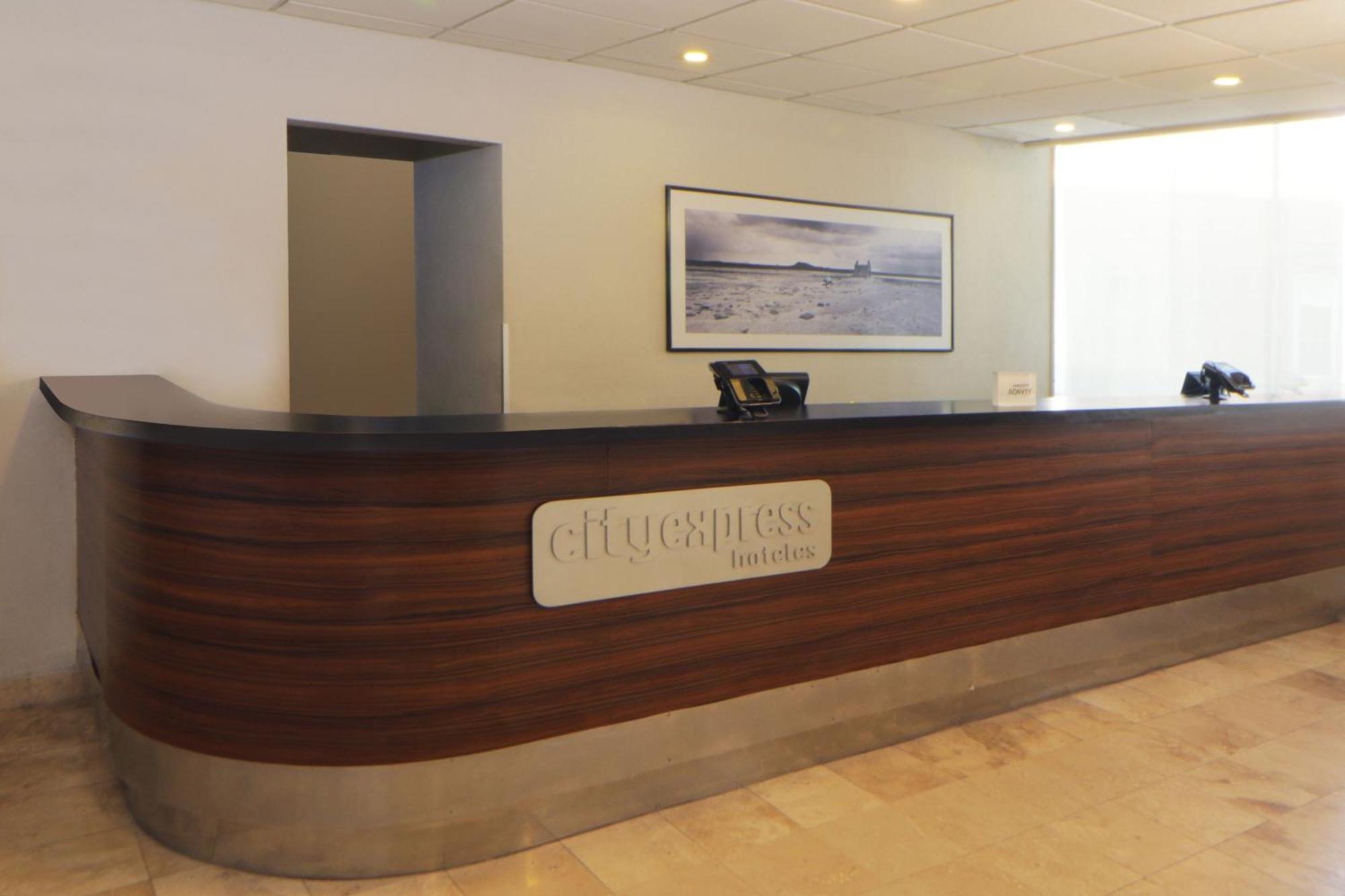 City Express By Marriott Nuevo Laredo Exterior foto