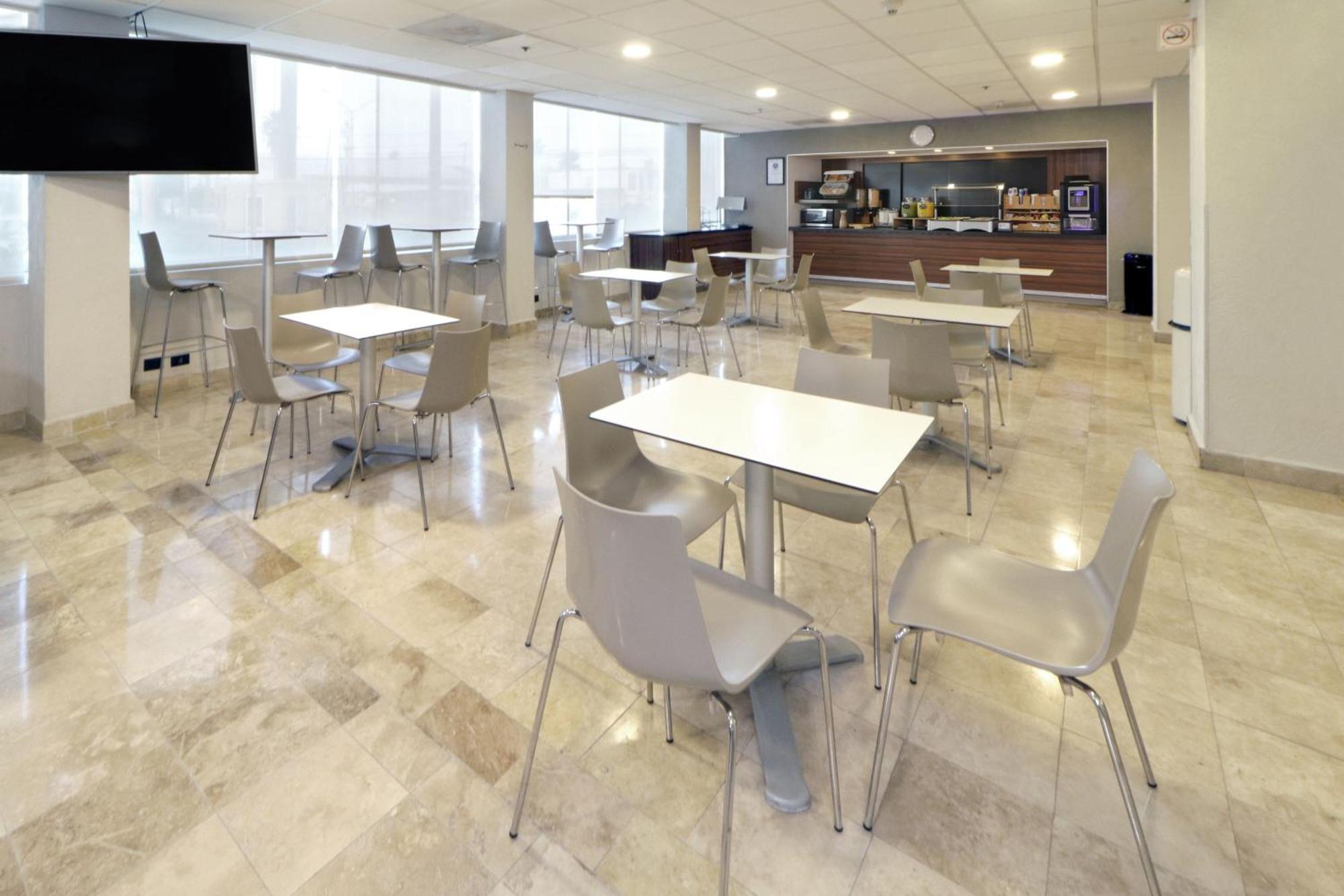 City Express By Marriott Nuevo Laredo Exterior foto