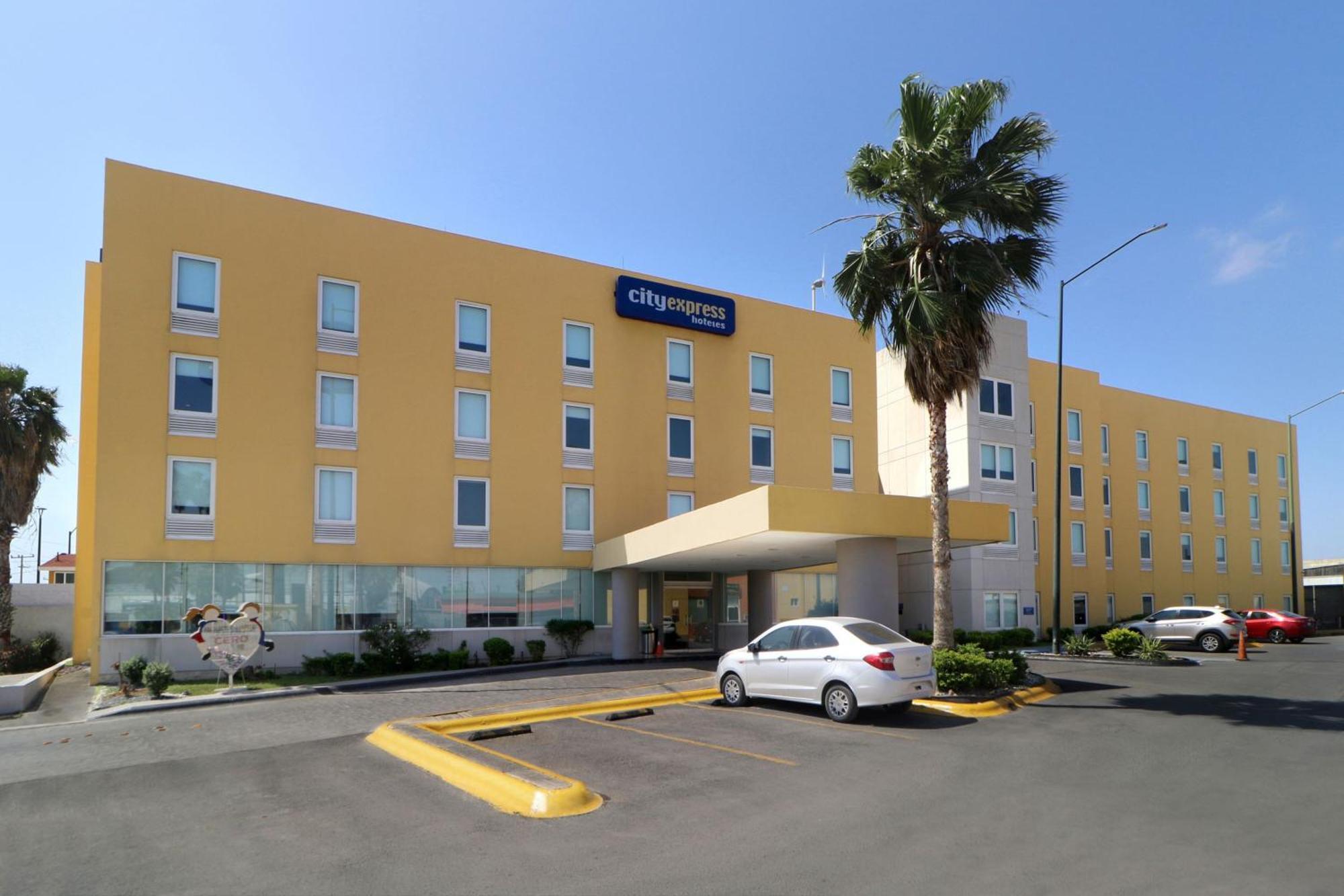 City Express By Marriott Nuevo Laredo Exterior foto